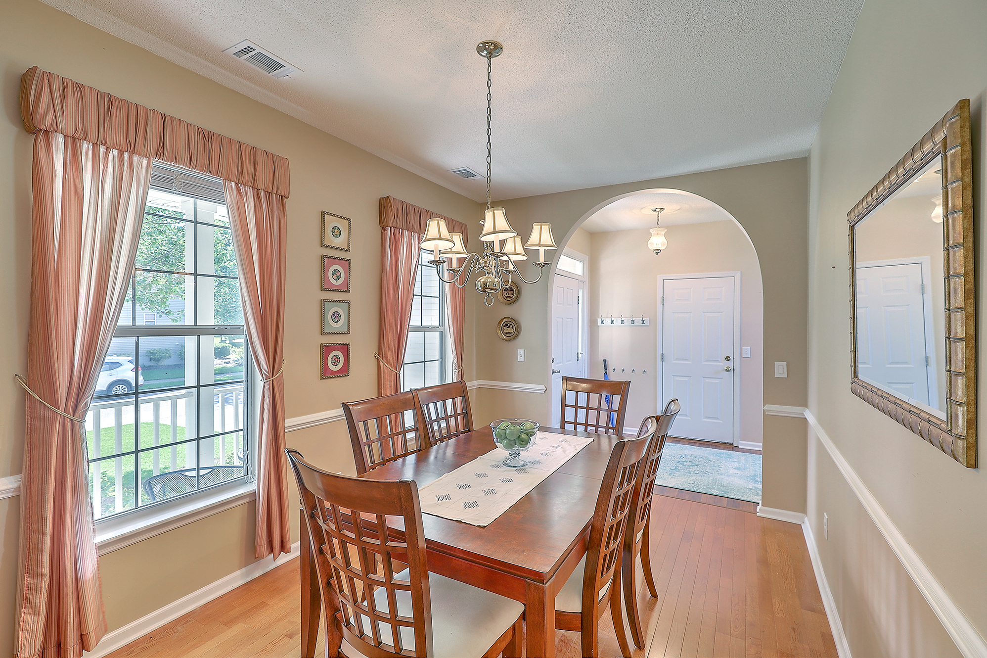 106 Revolution Dr. Dining Room