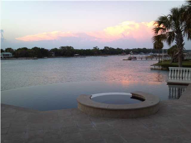 Infinity Pool & Waterway